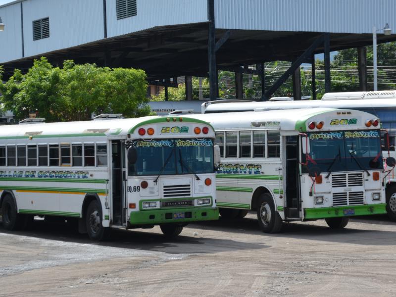 La Ruta 202 anunció una reducción en el precio del pasaje para los recorridos cortos entre Ahuachapán y San Salvador.