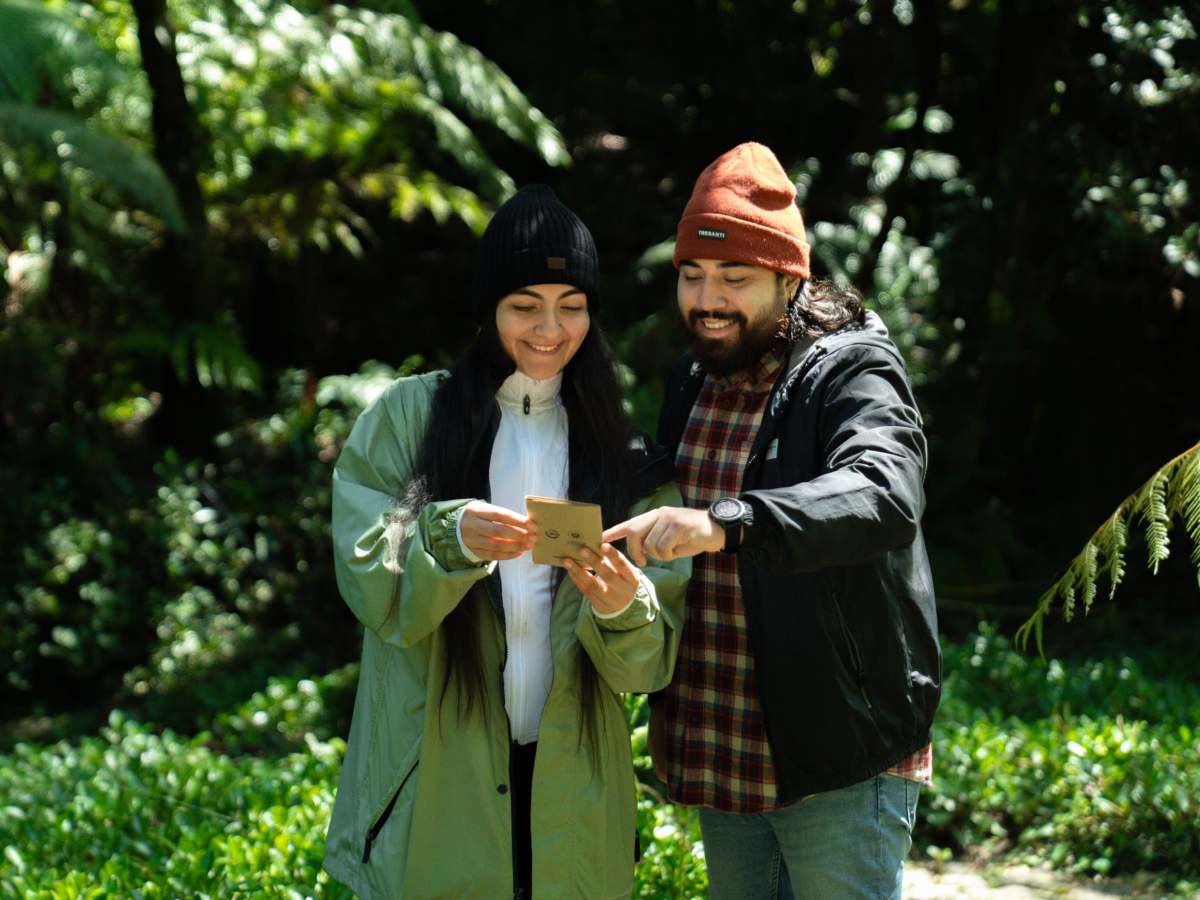 El Ministerio de Medio Ambiente presentó las iniciativas Aulas al Aire Libre y Pasaporte Verde para promover la educación ambiental en las Áreas Naturales Protegidas.