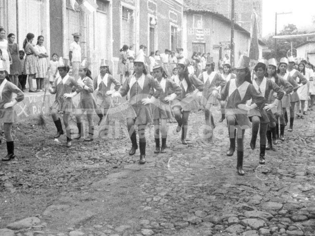 Cachiporristas El Salvador