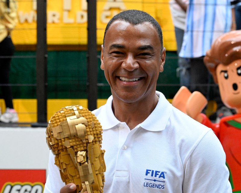 El brasileño Cafú ganó dos de las tres finales mundialistas que disputó con su selección.