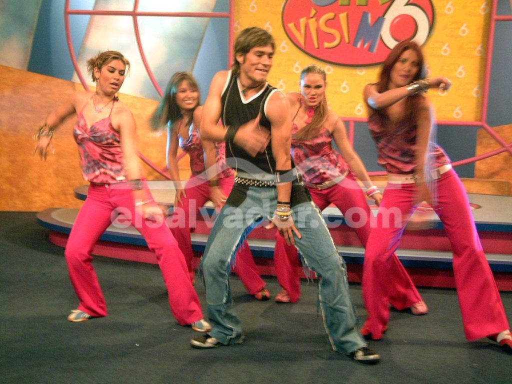 "Chivísimo" debutó el 7 de marzo de 2005 y se convirtió en uno de los programas juveniles más recordados de la televisión salvadoreña. Fotografía/ Archivo elsalvador.com