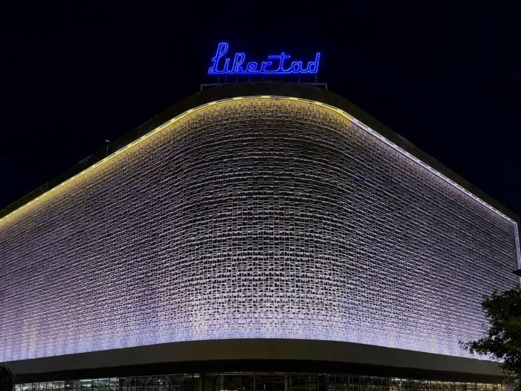 El nuevo Cine Libertad contará con tecnología IMAX en el Centro Histórico de San Salvador. Foto: redes sociales / Nayib Bukele