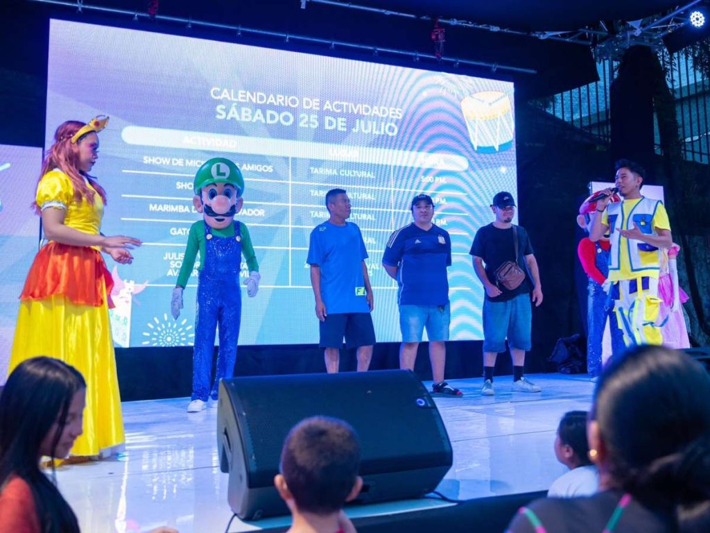 El show de Mario Bros y sus amigos llevó diversión y entretenimiento infantil a las fiestas patronales de Ciudad Delgado.