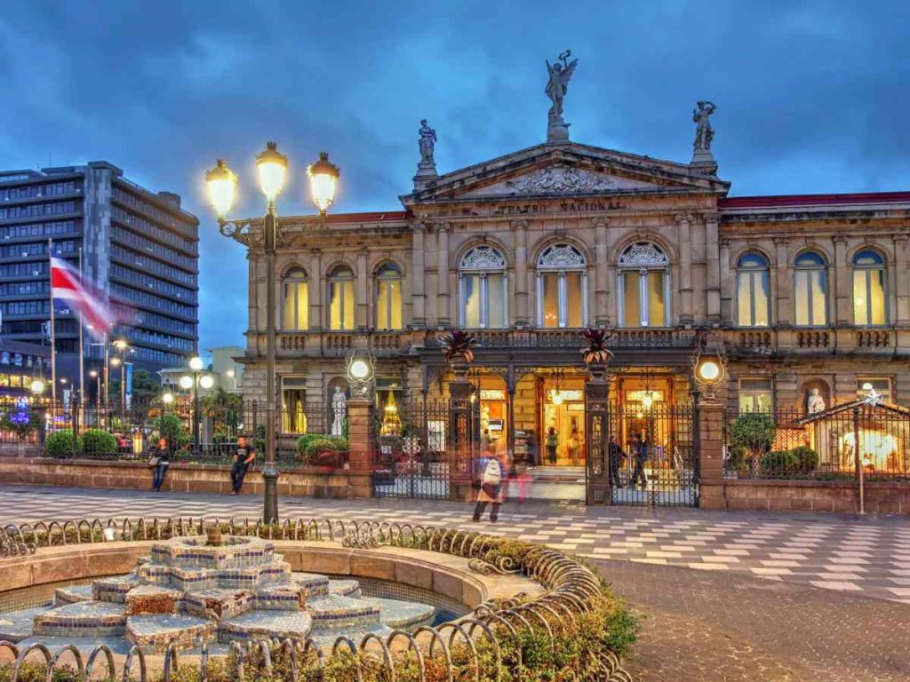 ¿Qué incluye la ruta turística por Costa Rica y Nicaragua?