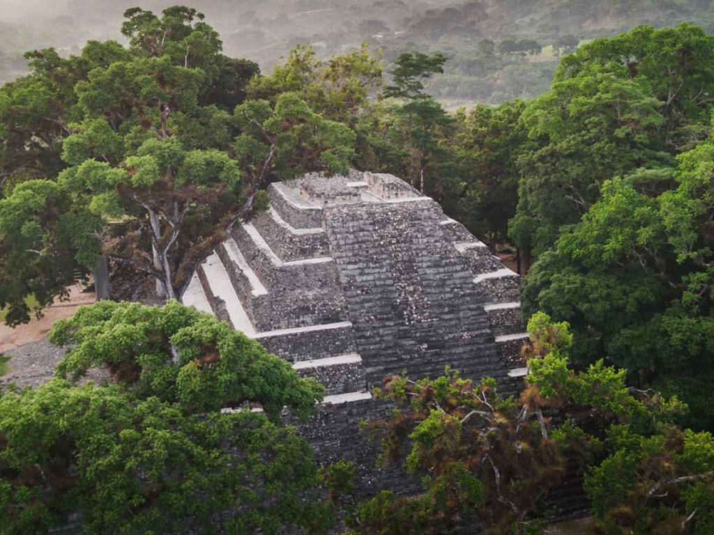 Copán Ruinas atrae por su patrimonio arqueológico.
