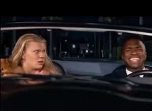 Haaland reaccionó al meme y propuso a Vinicius Jr recrear la famosa escena del auto.