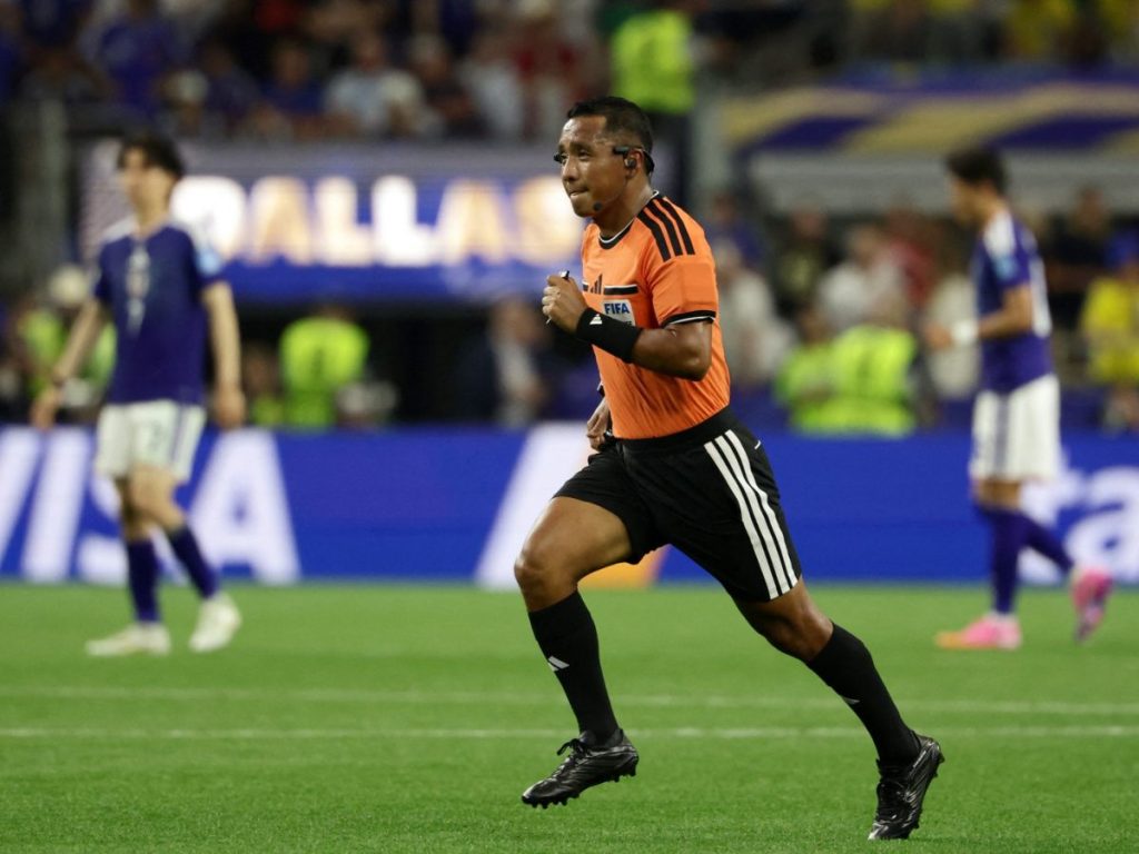 Iván Barton dirigirá su tercer partido en el Mundial 2026. Foto AFP