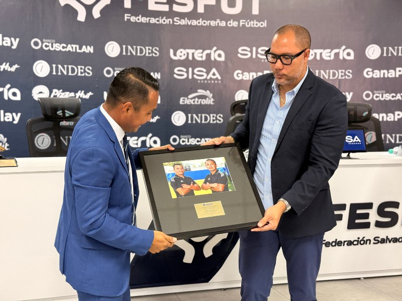 Barton aseguró que representar a El Salvador fue el mayor privilegio de su carrera.