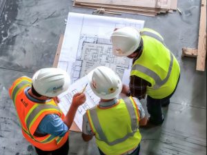 El MOPT abrió oportunidades laborales para ingenieros civiles y arquitectos interesados en participar en proyectos de construcción.