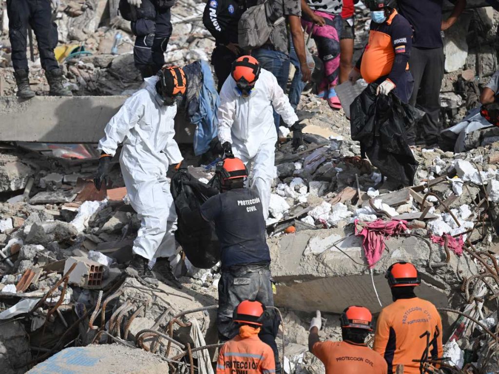 Venezuela eleva a 5,278 los fallecidos por doble terremoto