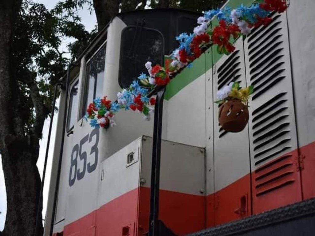 Recorrer este espacio permite descubrir la historia del ferrocarril salvadoreño a través de objetos originales, fotografías y una antigua estación restaurada.