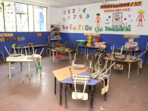Guatemala suspendió las clases en cuatro departamentos tras el terremoto de magnitud 7.4 registrado frente a Chiapas.