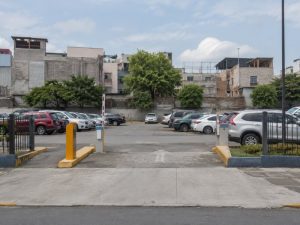 El parqueo del Fondo Social para la Vivienda estará habilitado gratuitamente del 1 al 9 de agosto para quienes visiten el Centro Histórico de San Salvador.