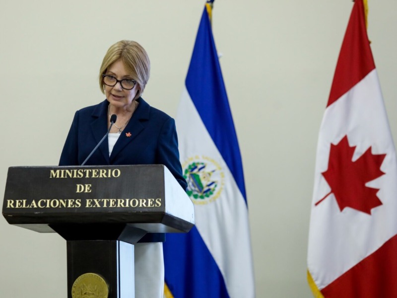 Canadá y la OIM destinarán USD 2.2 millones a la atención de mujeres y niñas retornadas en el país.