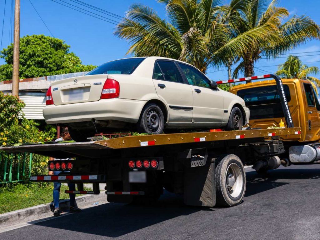 retiran-carro-placa