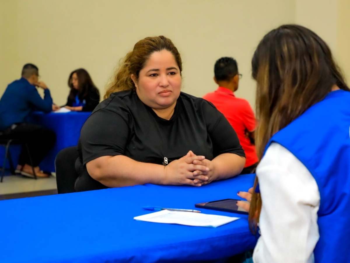 La Cancillería inició las jornadas de registro para beneficiar con un apoyo económico a 2,500 personas salvadoreñas retornadas. Foto / Cortesía