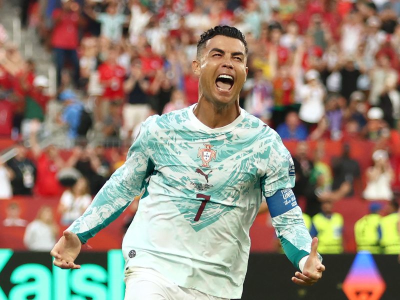 Cristiano Ronaldo celebra el empate de Portugal ante Croacia, un gol que mantuvo viva a la Seleção en Toronto.