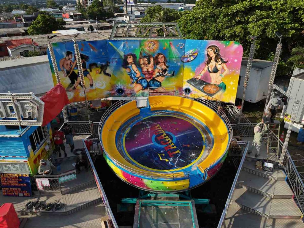 Sivarland-fiestas-agostinas-feria-ruedas-juegos-mecanicos