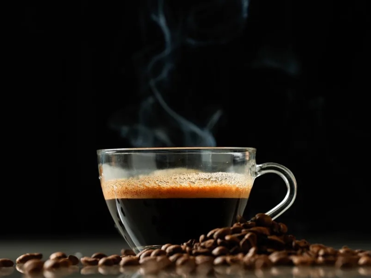 Consumir hasta 400 miligramos de cafeína al día puede ser seguro para algunas personas.