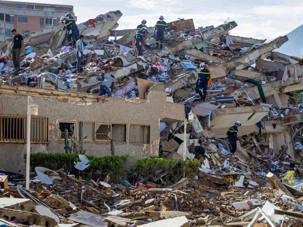 Venezuela eleva a 1,943 los muertos por doble terremoto