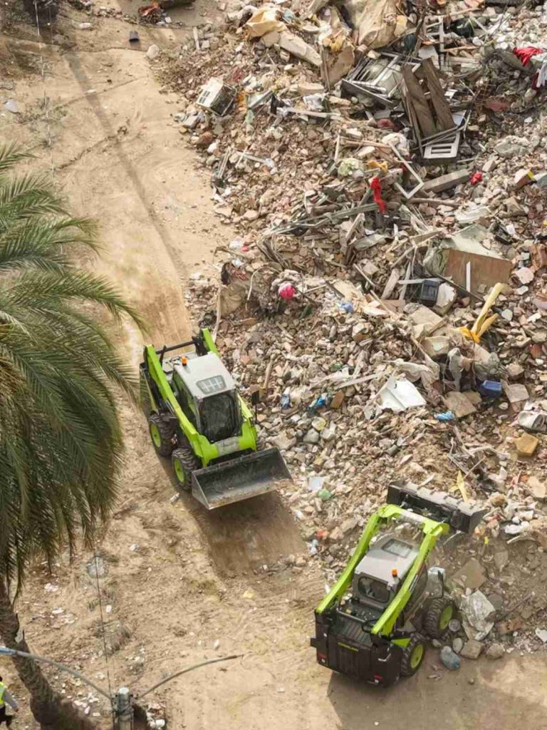Los equipos enviados por el Gobierno continúan desarrollando labores como parte de la misión humanitaria en solidaridad con Venezuela. Foto Secretaría de prensa