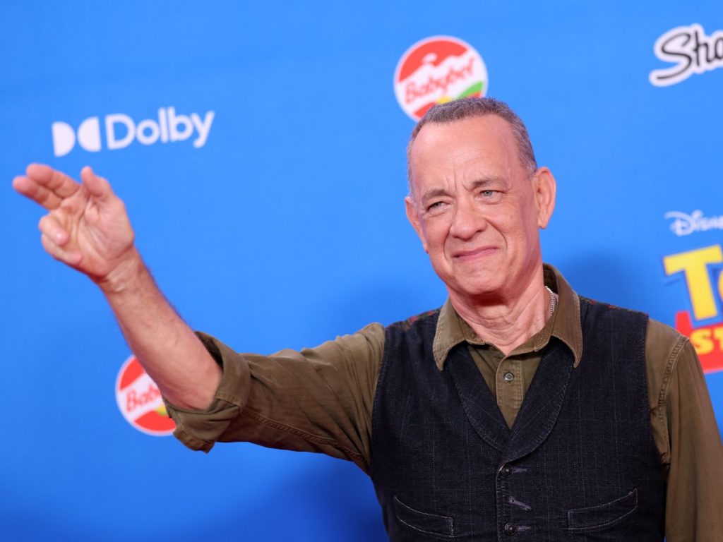 Tom Hanks llevó al extremo su transformación física para “Náufrago”, un proceso que después vinculó con riesgos para su salud.