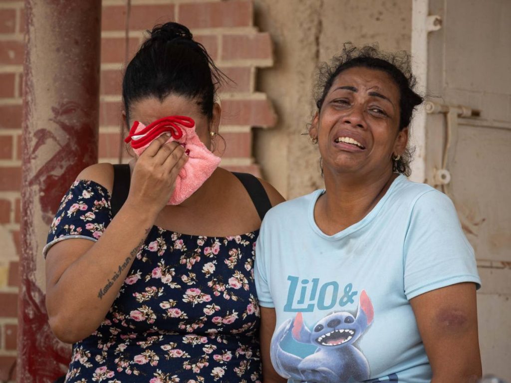 venezuela-terremoto-rescate-rescatistas-el-salvador