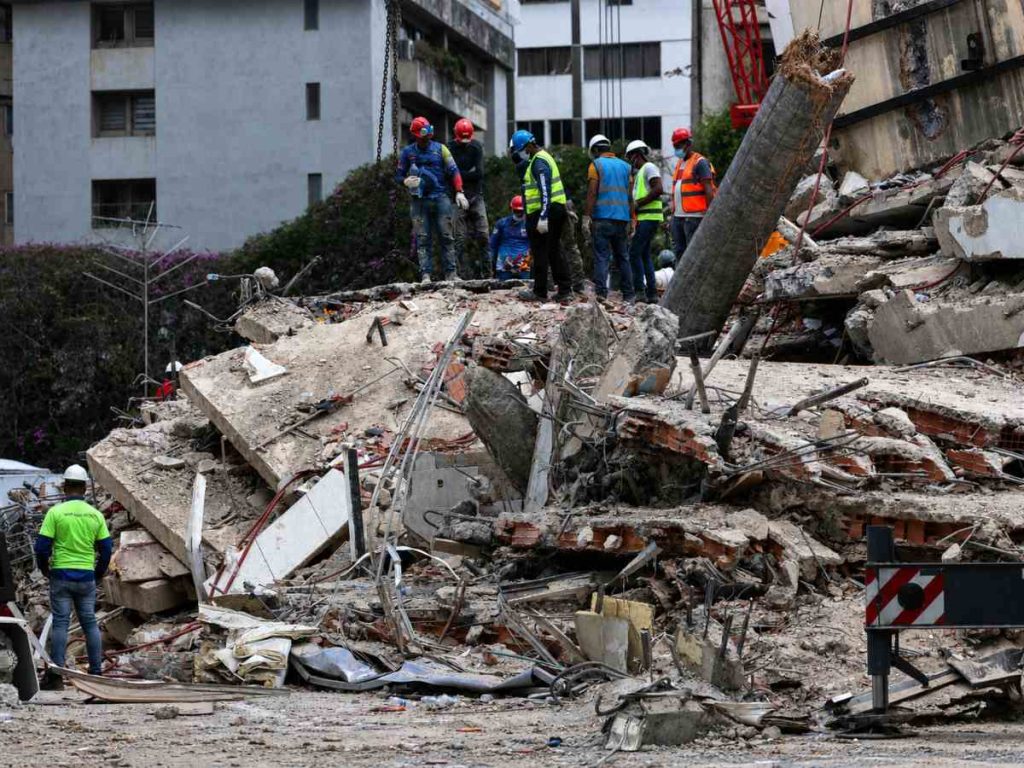 venezuela-terremoto-rescate-rescatistas-el-salvador