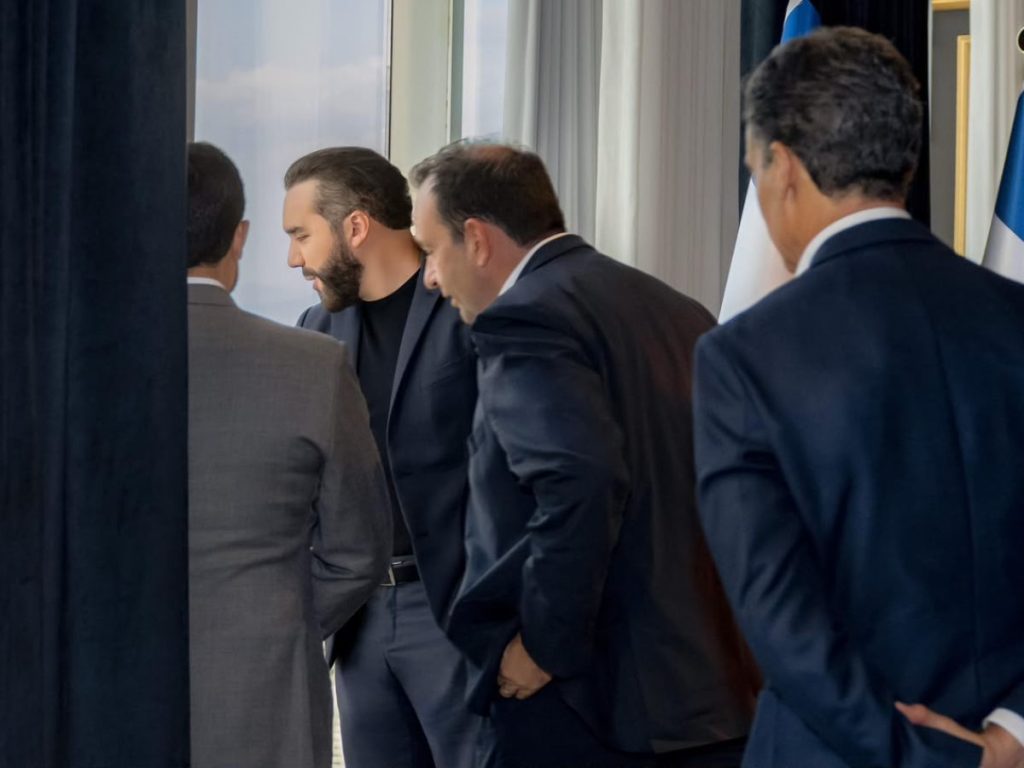 La inversión de 50 Doctors contempla infraestructura médica, tecnología y servicios de atención especializada.