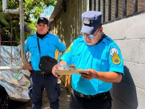 Rescatan a dos perritos tras denuncia ciudadana de presunto maltrato