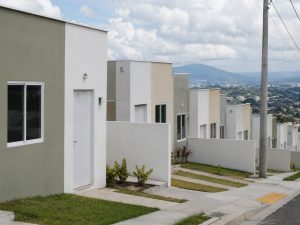 El Salvador tiene el precio mediano de vivienda más alto de América Latina