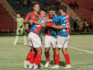 Con el triunfo, FAS llegó a 13 puntos y subió al segundo lugar.