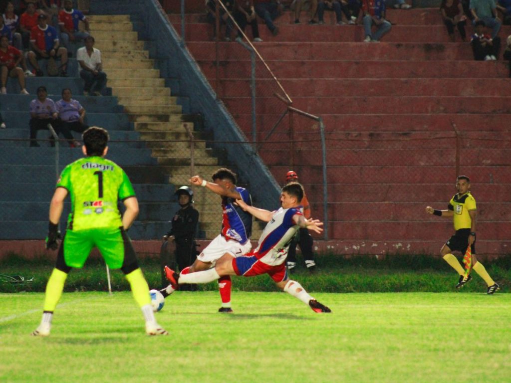 FAS derrotó 3-1 a Luis Ángel Firpo en el estadio Óscar Alberto Quiteño, en el cierre de la séptima jornada del Torneo Apertura 2026.