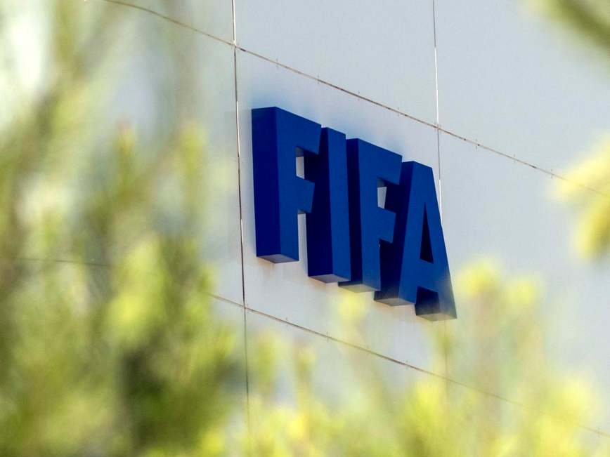 La FIFA anunció una revisión interna después de reconocer fallas en la gestión de la propuesta que buscaba incorporar inversión privada.