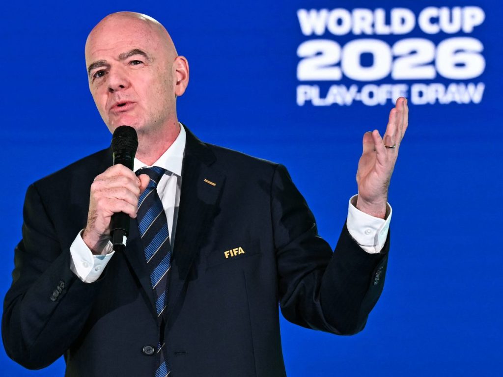 Gianni Infantino preside la FIFA desde 2016 y buscará un nuevo mandato en marzo. Foto: AFP