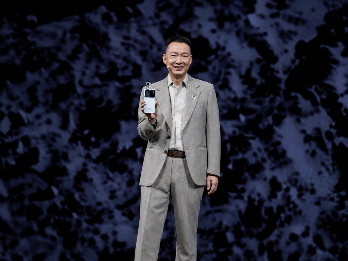 HONOR Robot Phone, el celular que apuesta por una cámara robótica con IA para crear contenido