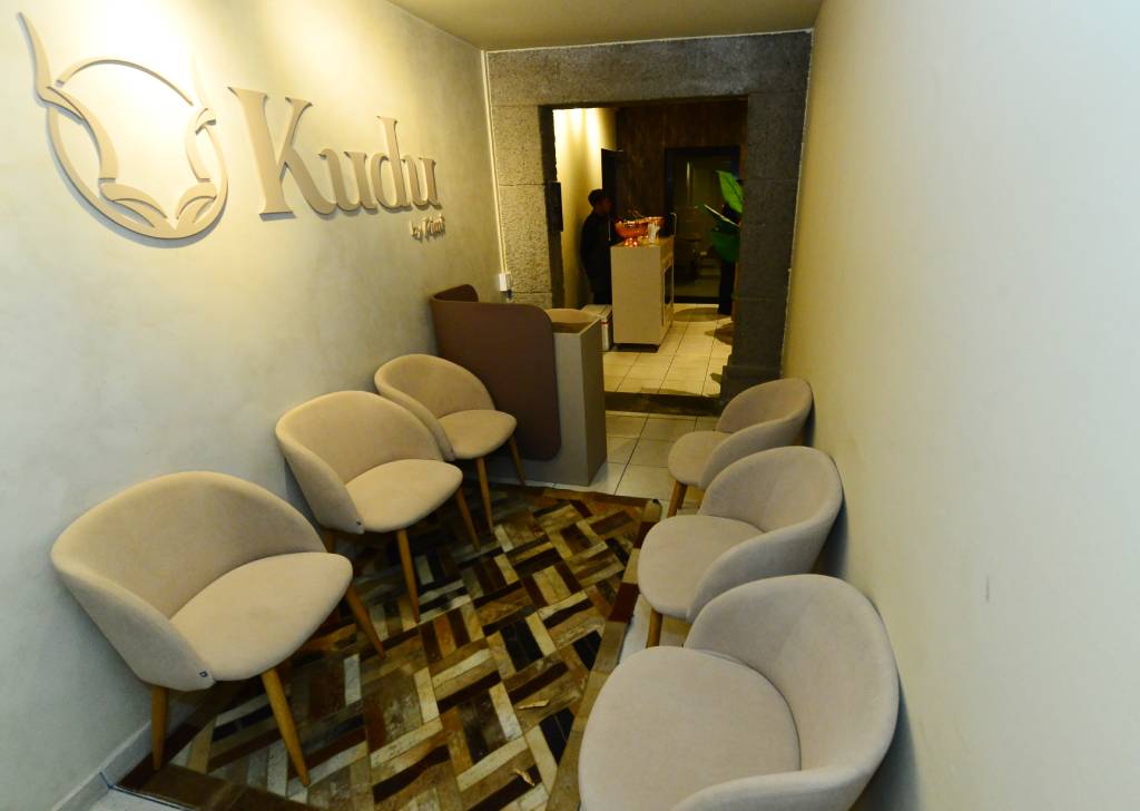 Fachada e instalaciones del Restaurante Kudú.