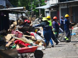 LM- Mercado- Central-Desalojo- Calles- Cerradas- Avenidas- Trabajos- Limpieza