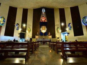 LM- Parroquia Perpetuo Socorro- San Salvador- Vitrales