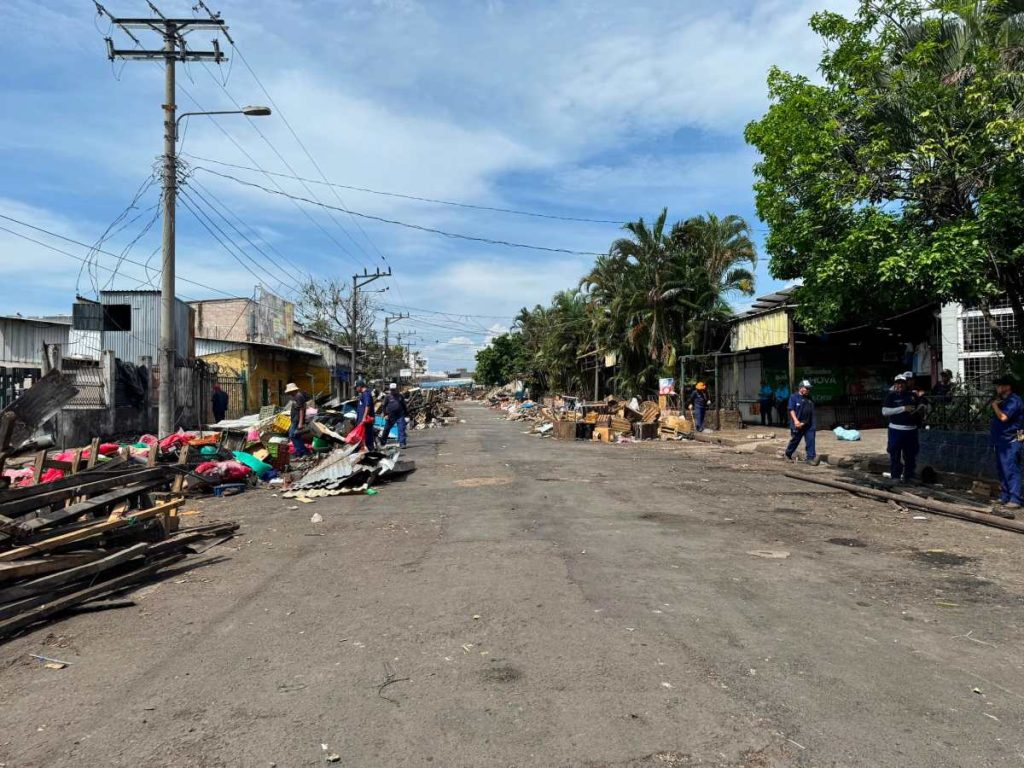 Mercado-Central-calles-desalojo-puestos