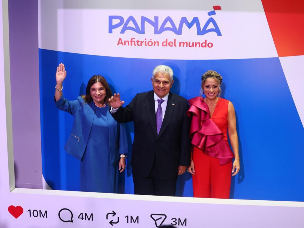 Panamá lanza su nueva marca país enfocada en su ADN Somos anfitrión del mundo. Foto EFE