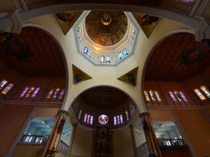 Parroquia- Maria Auxiliadora- Vitrales- Desconstrucción- Colocación
