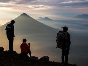 acatenango-reabre-turismo-volcan-fuego01