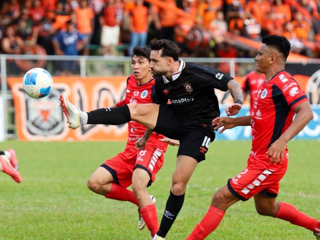 Águila salva un punto y Metapán empata ante Balboa