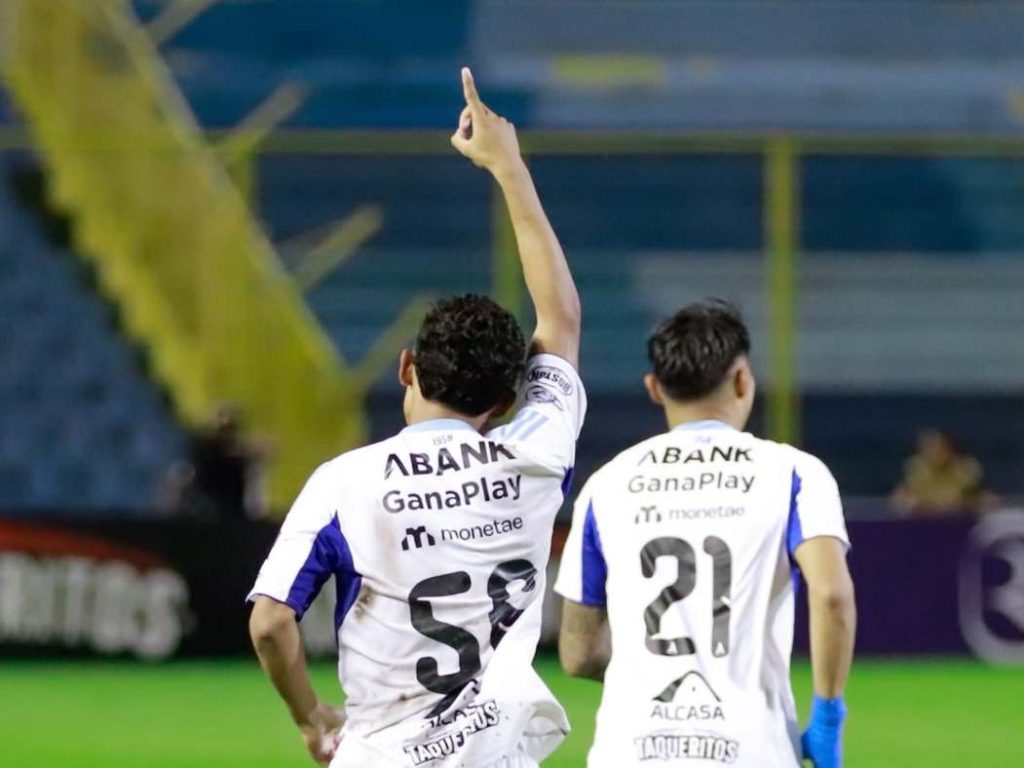 Alianza celebró en el estadio Cuscatlán una importante victoria por 1-0 ante Herediano en la Copa Centroamericana 2026.