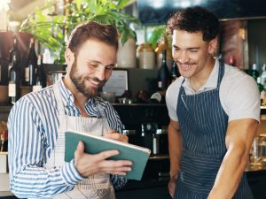 Las capacitaciones gratuitas incluyen temas de ventas, calidad, herramientas digitales y acceso a nuevas oportunidades comerciales.