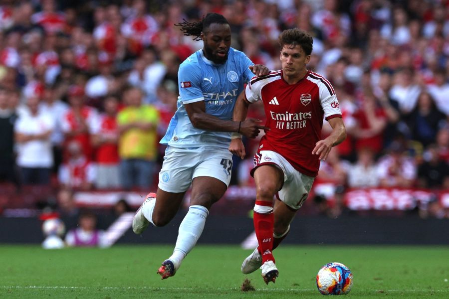 arsenal manchester city community shield 2026 estadio cuscatlan edessa wembley principality stadium robbie ruud 01