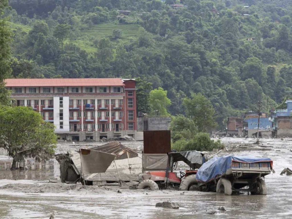 Vista el 26 de agosto de 2026 del desastre tras la riada, en el distrito de Nuwakot (Nepal).