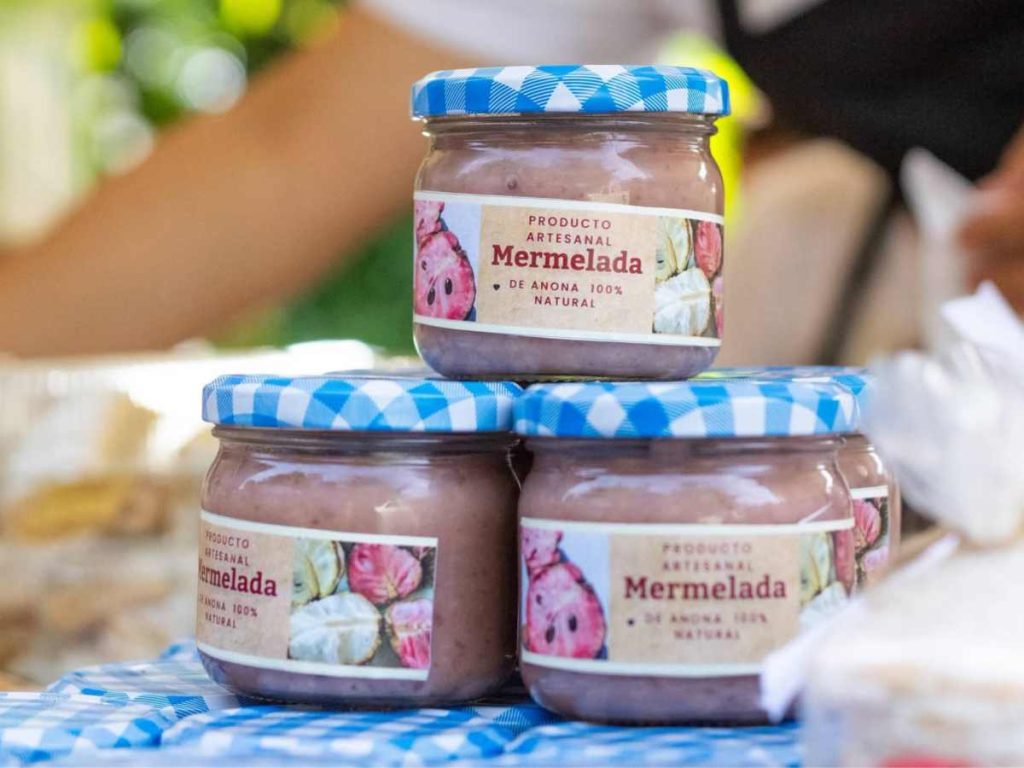 Los productores locales ofrecerán anonas frescas y una variedad de productos derivados durante la jornada en el cantón Las Barrosas.