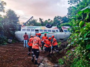 bus volcado en comsagua